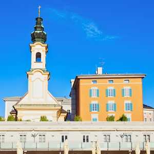 Explore Salzburg at your own speed with hop-on hop-off bus tours – Panoramic views, audio guides, and unlimited stops in 2026