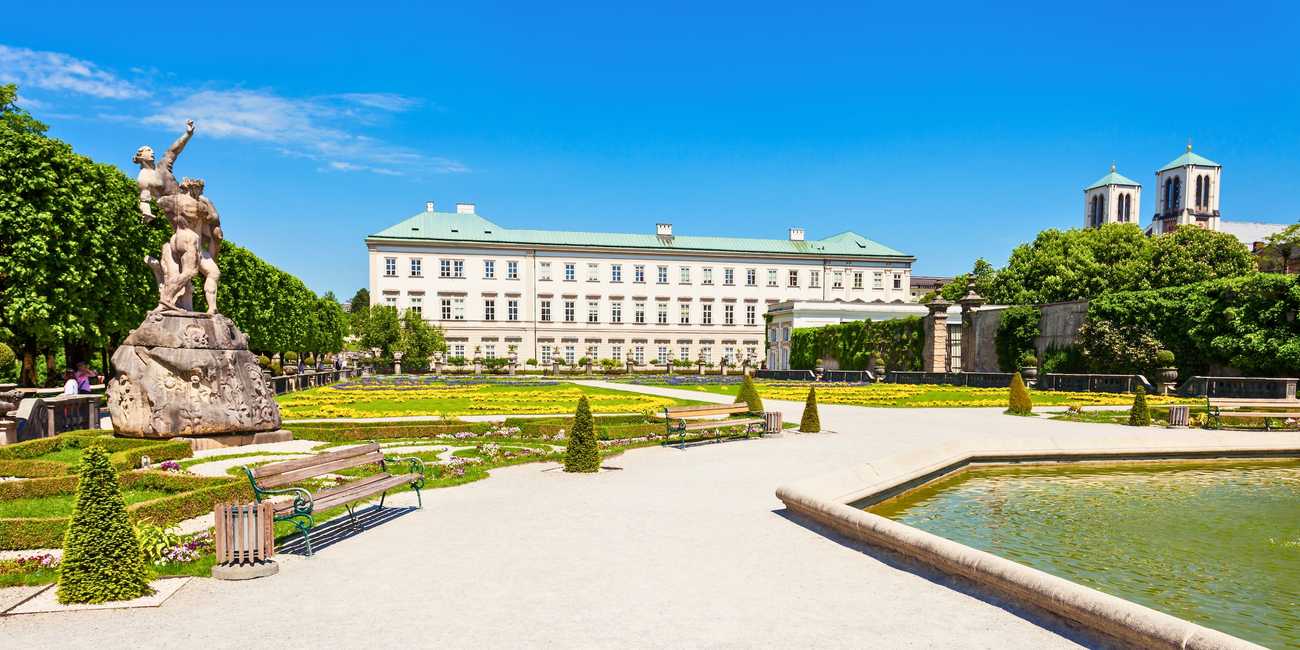 Hop-on hop-off sightseeing bus tours in Salzburg, Austria – Top landmarks, famous attractions, and hidden gems in 2026